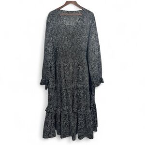 Yours Clothing Shirred Detail Midi Dress in Monochrome Spot